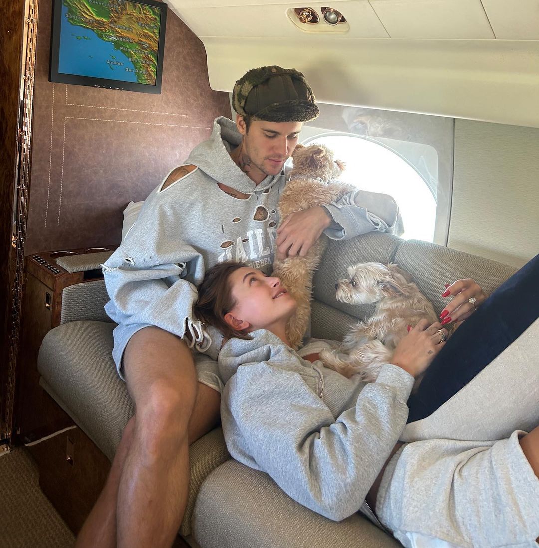 Justin and Hailey Bieber With Their Adorable Dogs